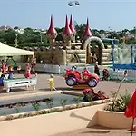 Aparthotel Comitas Isla Del Aire 4*