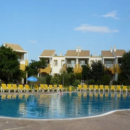 Comitas Isla Del Aire Aparthotel 4*