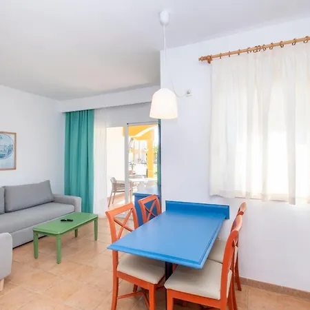 Comitas Isla Del Aire Apartahotel Punta Prima (Menorca)
