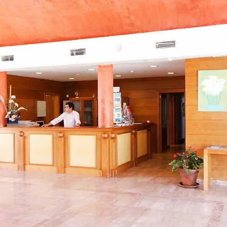 Comitas Isla Del Aire Apartmanhotel Punta Prima