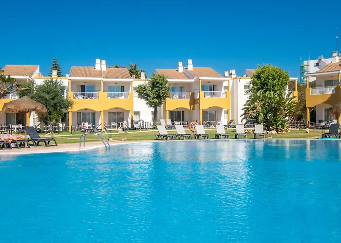 Apartahotel Comitas Isla Del Aire Punta Prima (Menorca)