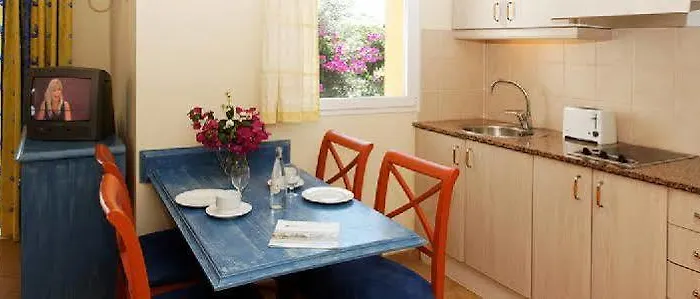 Comitas Isla Del Aire 4*