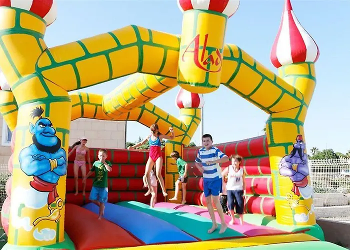 Hotel apartamentowy Comitas Isla Del Aire Punta Prima (Menorca)