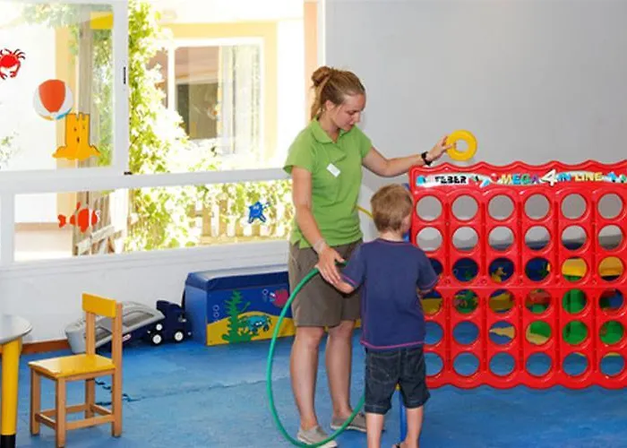 Hotel apartamentowy Comitas Isla Del Aire Punta Prima (Menorca)